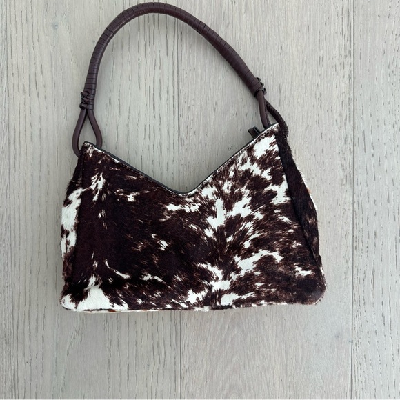 STAUD Valerie Shoulder Bag in Cow Print 🐄 - Picture 6 of 8